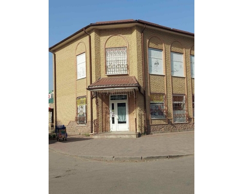 >>Продам 2-х этажное здание в центре города Чугуев